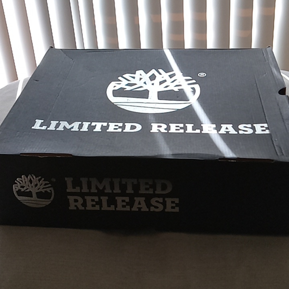 Brand New size 11 mens Timberland Boots limited edition.